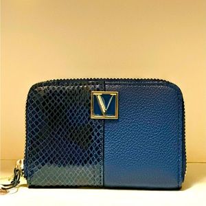 Wallet for women by Victoria’s secret in blue